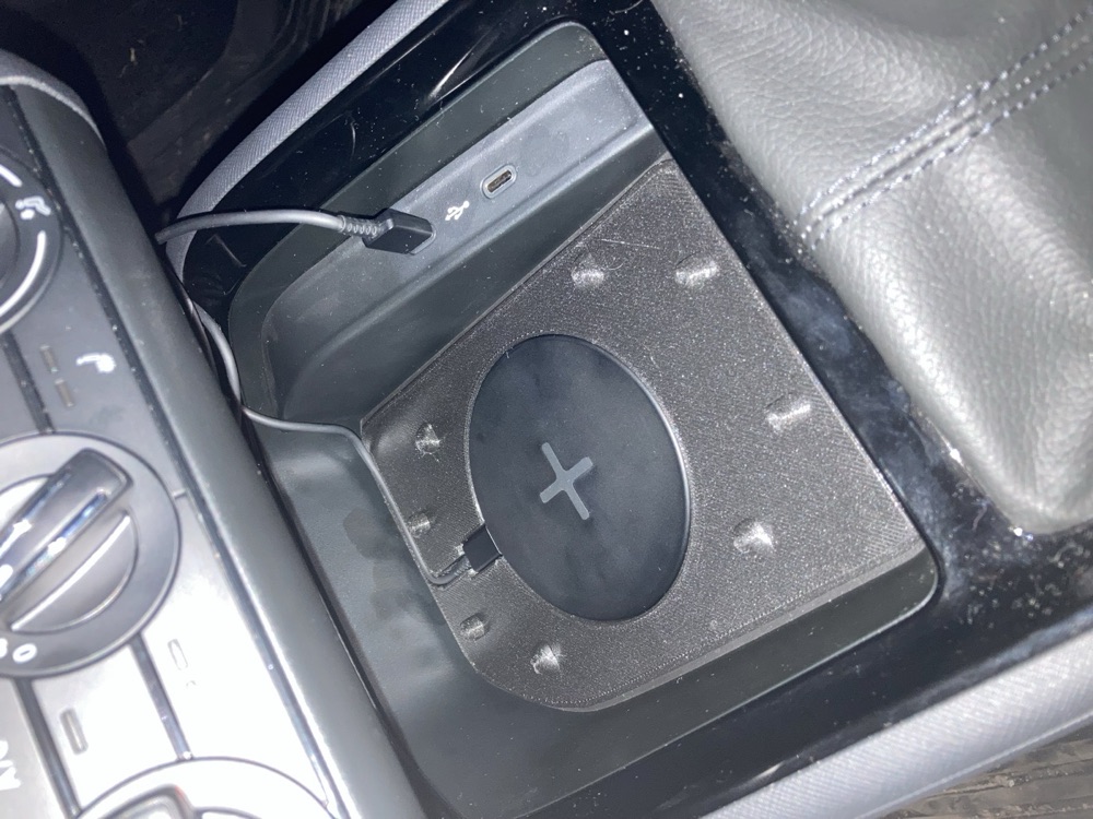 Skoda Scala Ikea Livboj Kablosuz Şarj Adaptörü