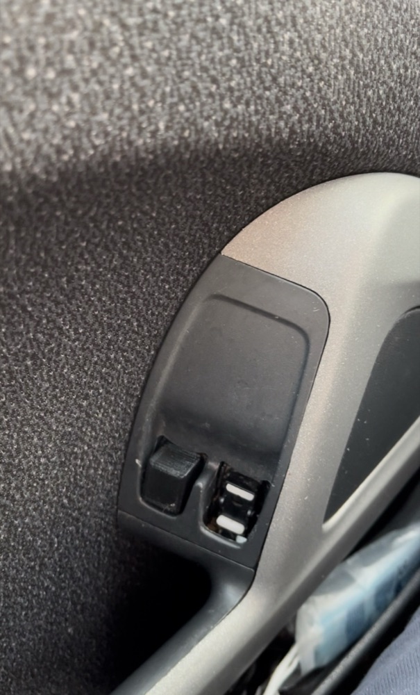 Smart Fortwo 451 Elektrikli Cam Açma Düğmesi Tuşu