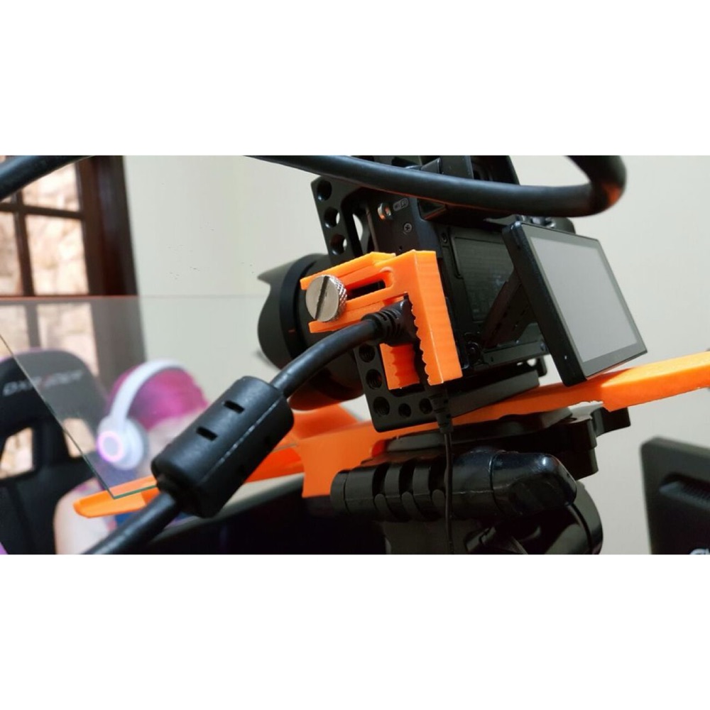 Sony a6000/a6300/a6500/a7 Kafes İçin HDMI/Mikrofon Kablo Kilit Klipsi görsel 2
