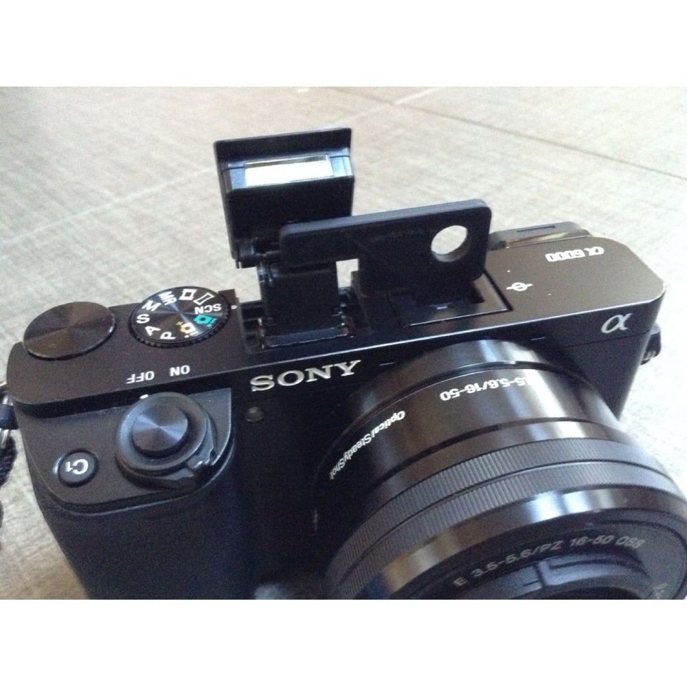 Sony A6000 için Bounce Flash Tutucusu