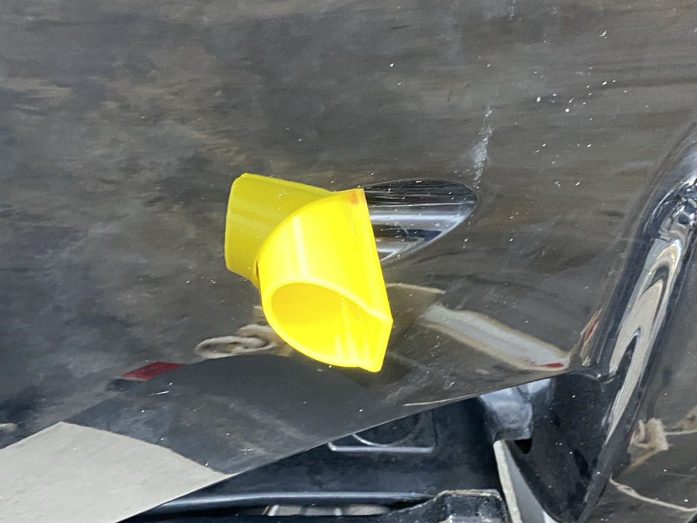 Suzuki dıştan takma motor yağ dolum aparatı görsel 2
