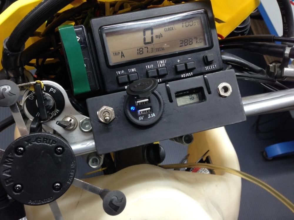 Suzuki DRZ-400S gösterge paneli kapağı