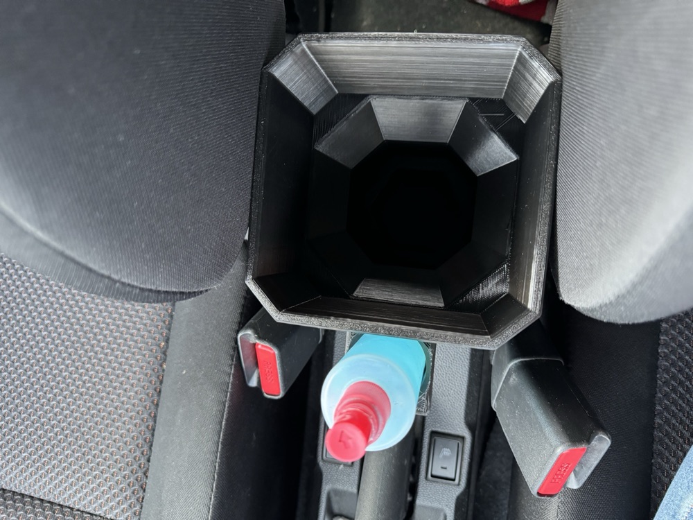 Suzuki Ignis çöp kutusu görsel 2