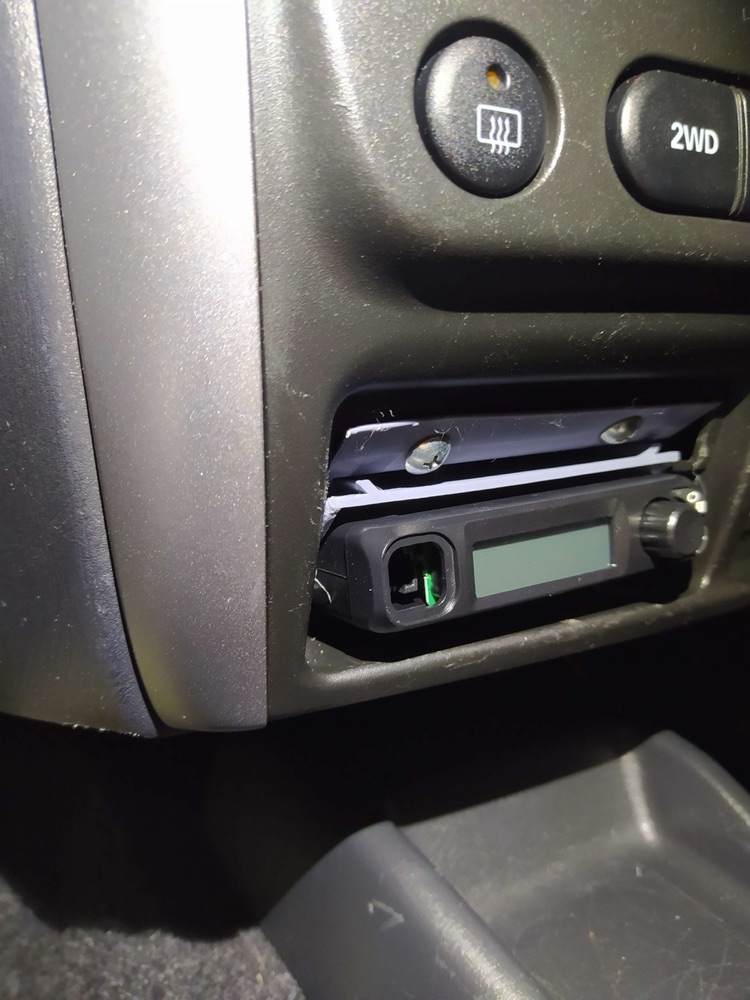 Suzuki Jimny JB43 küllük yuvası aparatı