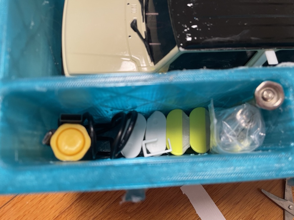 Suzuki Jimny Mini-Z taşıma kutusu görsel 4