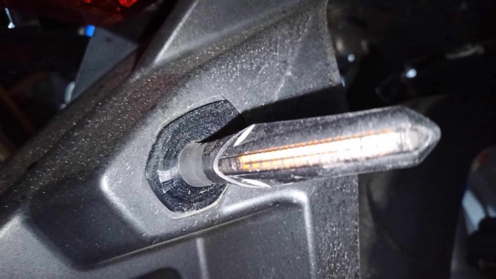 Suzuki LED sinyal adaptörü görsel 2