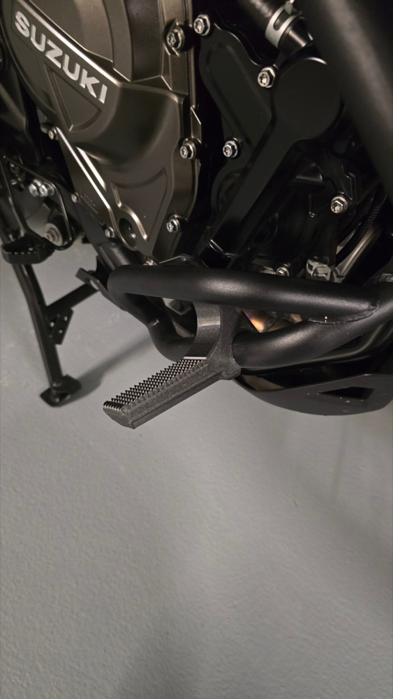 Suzuki V-Strom 800DE için ayaklık görsel 2