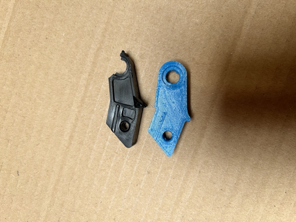 Suzuki Vitara kapı kolu aparatı
