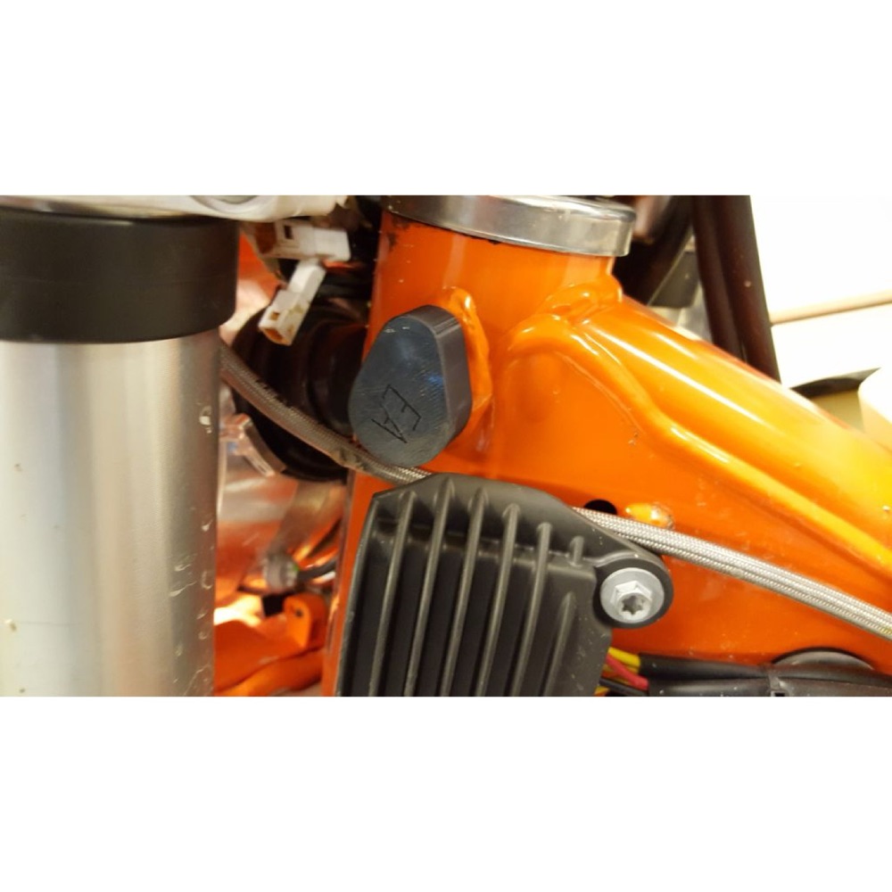 KTM Direksiyon Kilidi Kapağı