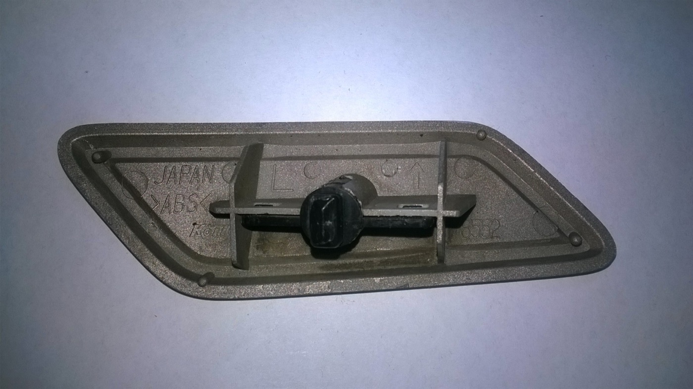 Far Yıkama Kapağı (Toyota Camry) görsel 3