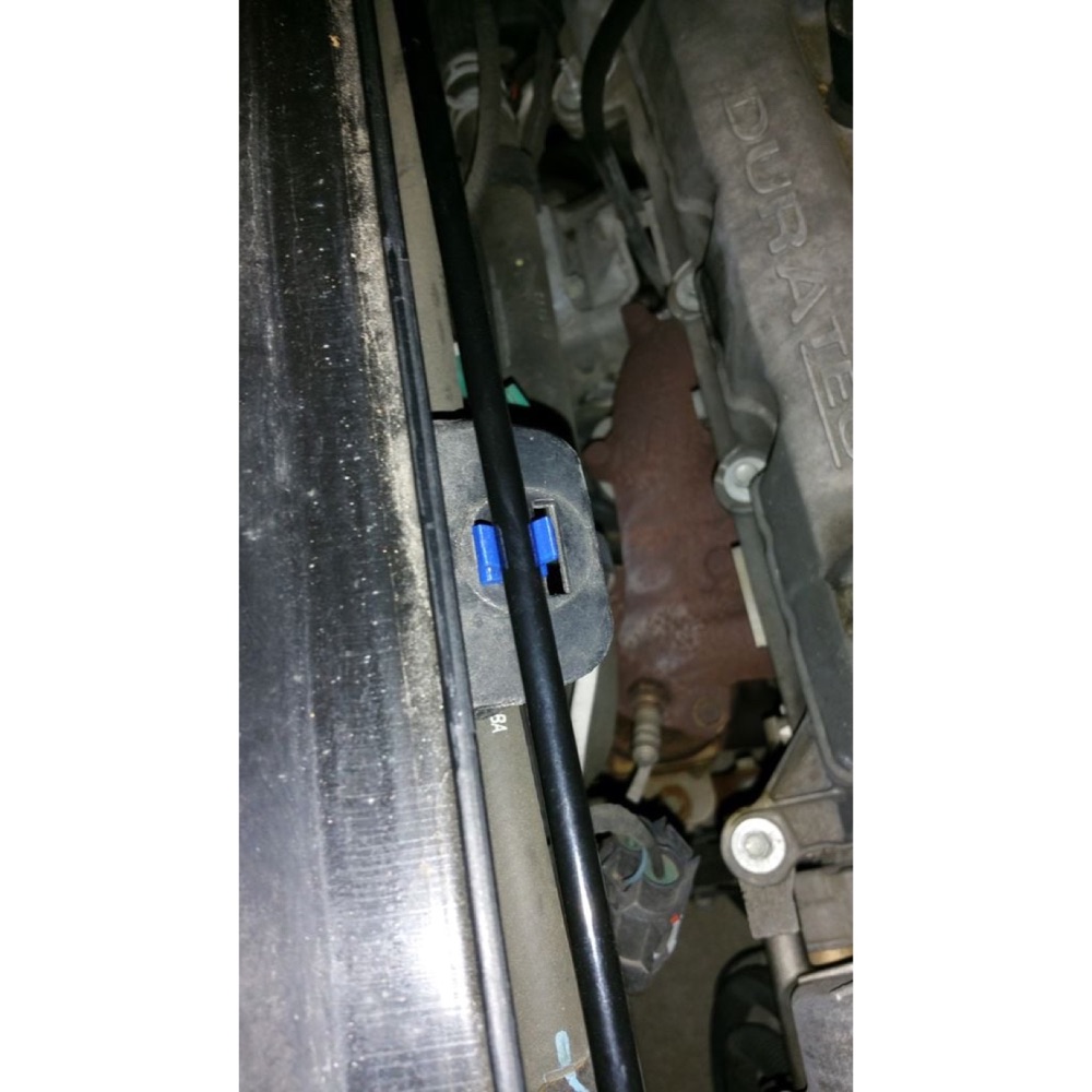Ford Freestyle kaput destek çubuğu klipsi