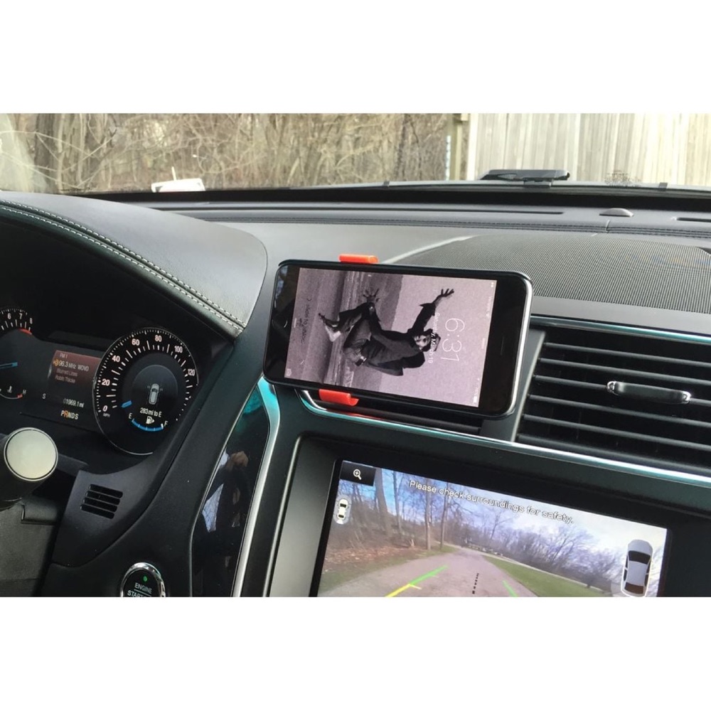Ford Explorer/Fusion Menfez Telefon Tutucu