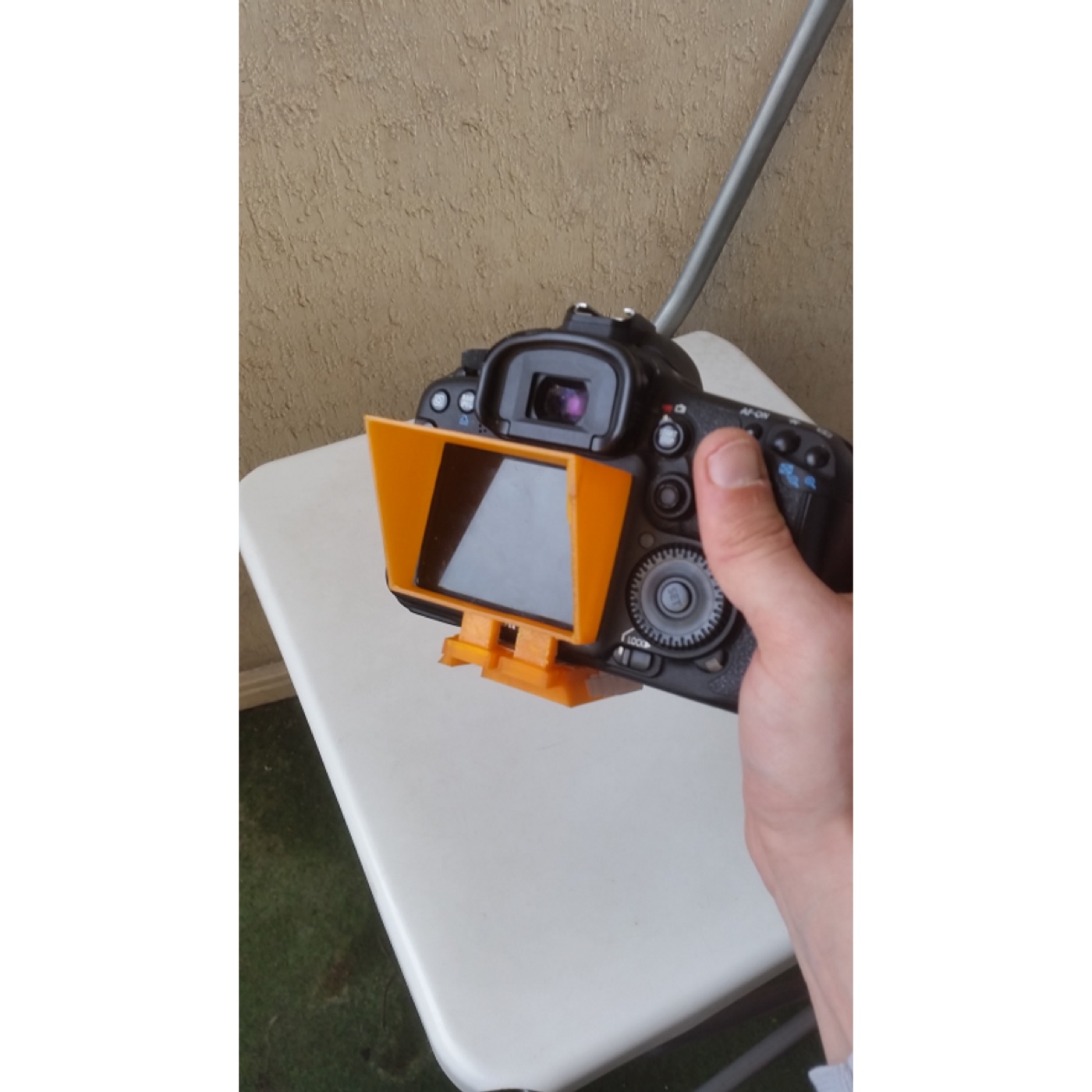 Canon 7D/5D için LCD Güneş Siperliği (Hızlı Bırakma Plakalı)