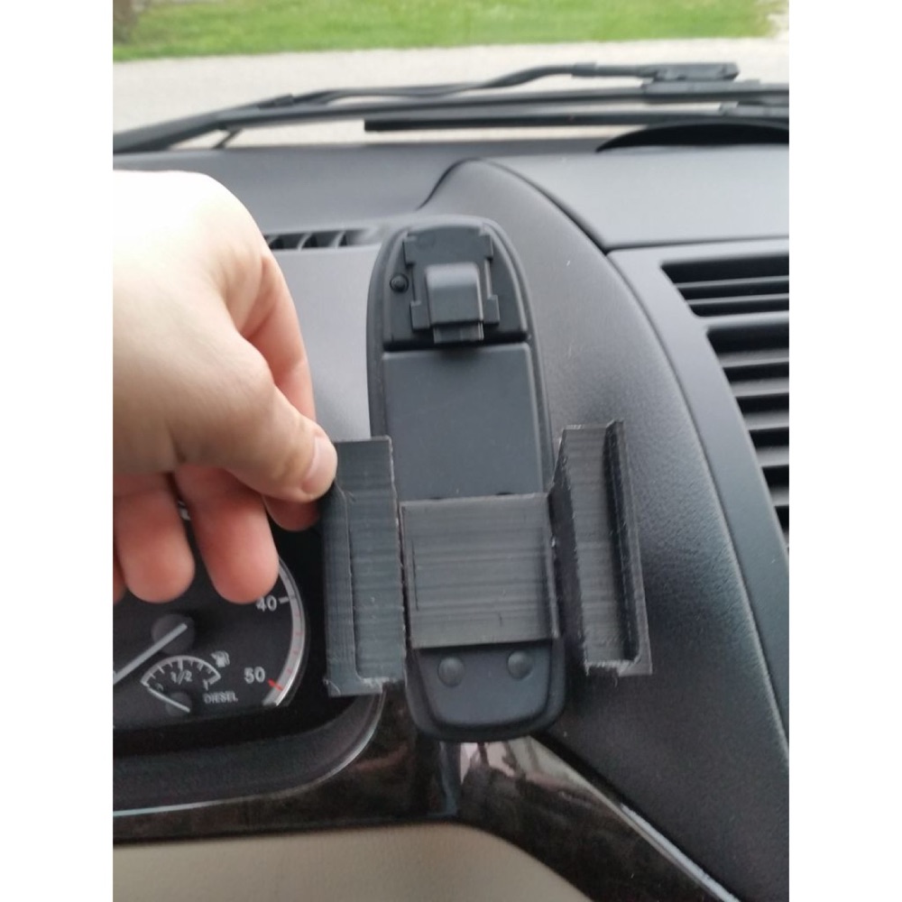 iPad Pro Tutucu (Mercedes W639 Viano/Vito) görsel 4