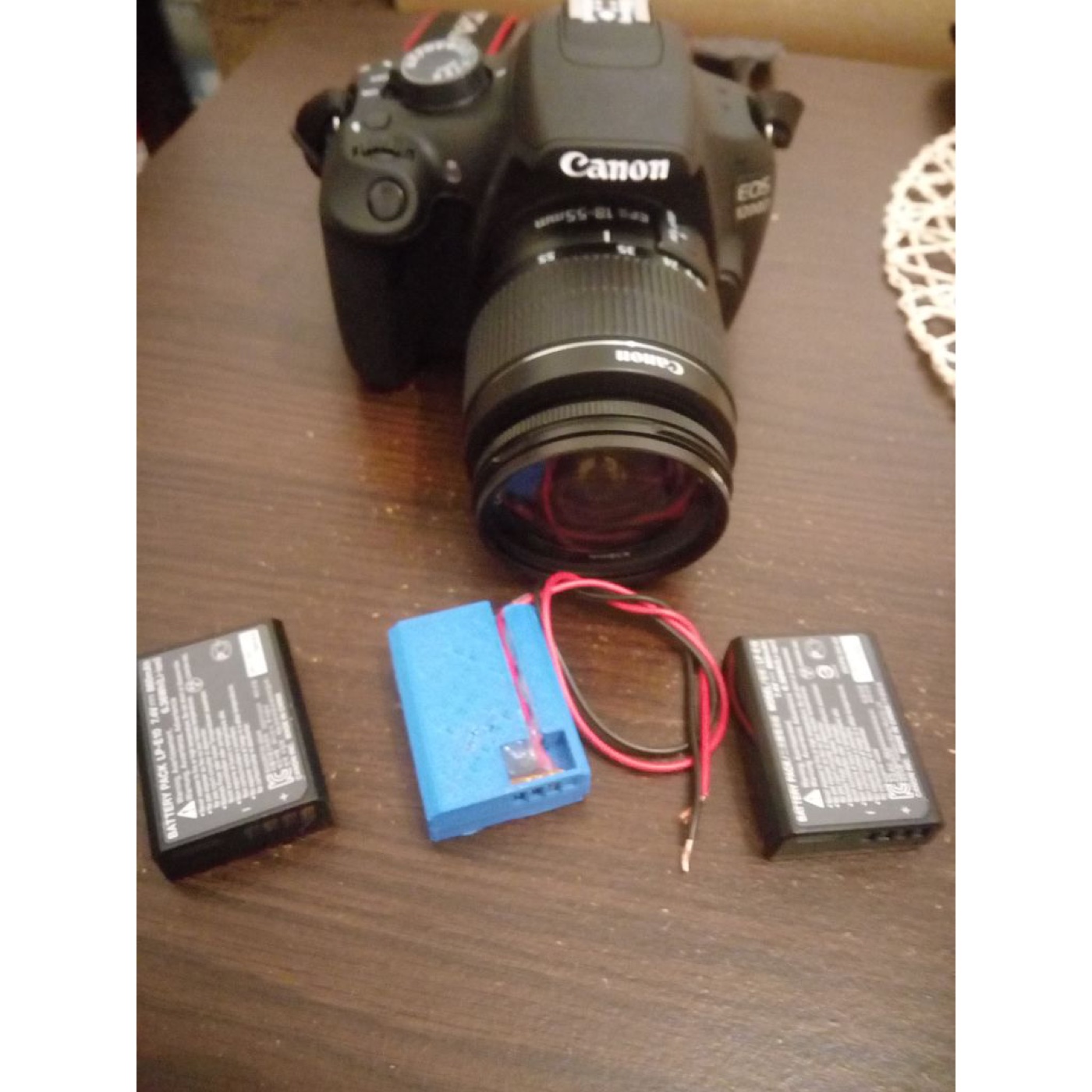 Canon LP-E10 Formunda Sahte Pil (Dummy Battery) görsel 3