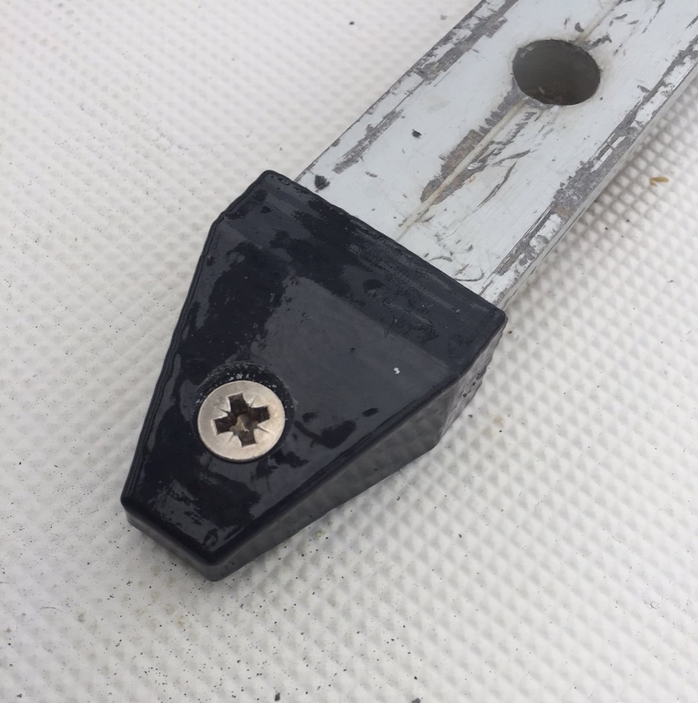 Yelkenli Tekne 32 mm T-Track Stoperi görsel 2