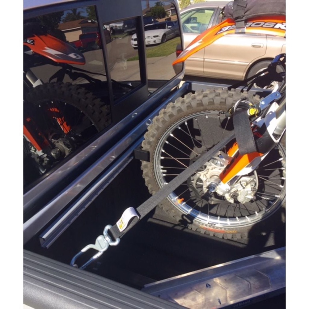 Nissan Utili-Track motosiklet ve bisiklet tekerlek durdurucu