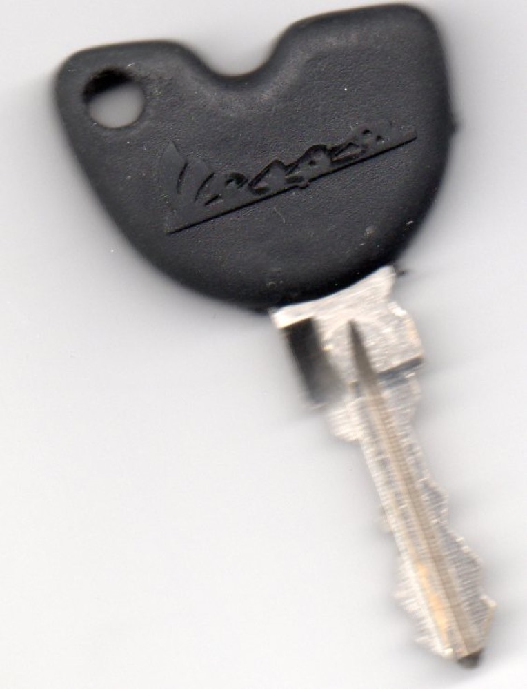 Vespa Anahtar Kılıfı (80×32 mm) görsel 4