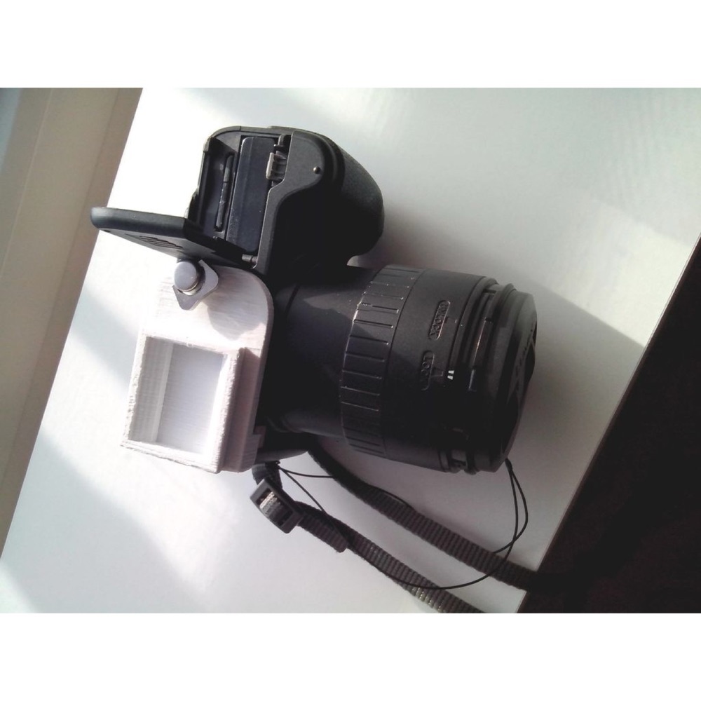 Panasonic DMC-FZ5 Tripodda Pil / SD Kart Erişim Aparatı görsel 2