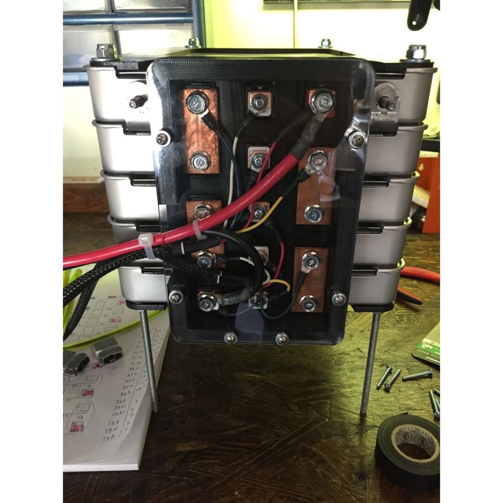 Nissan Leaf batarya terminal kapağı (özel paket) görsel 3