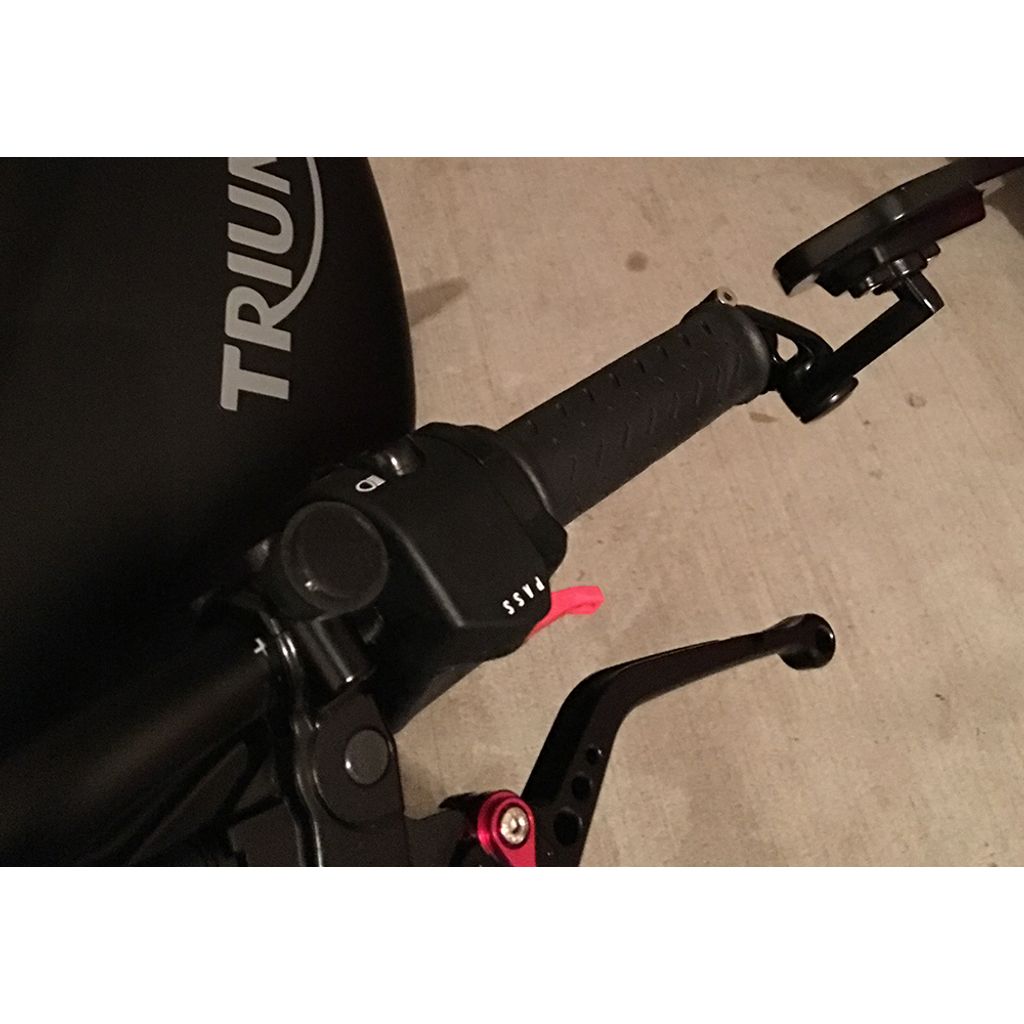 Triumph Street Triple Ayna Deliği Kapağı görsel 3