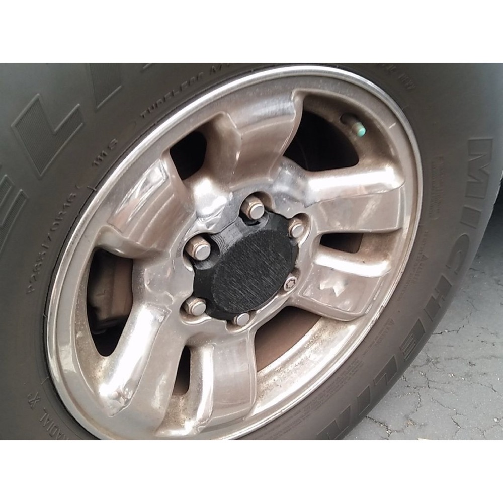 Toyota 4Runner göbek kapağı