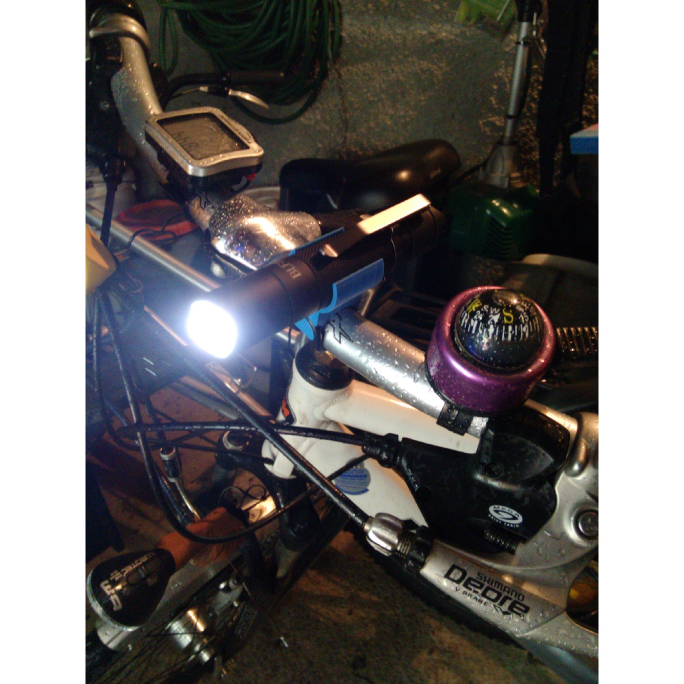 Bisiklet 24mm Fener Gidon Tutucusu görsel 2