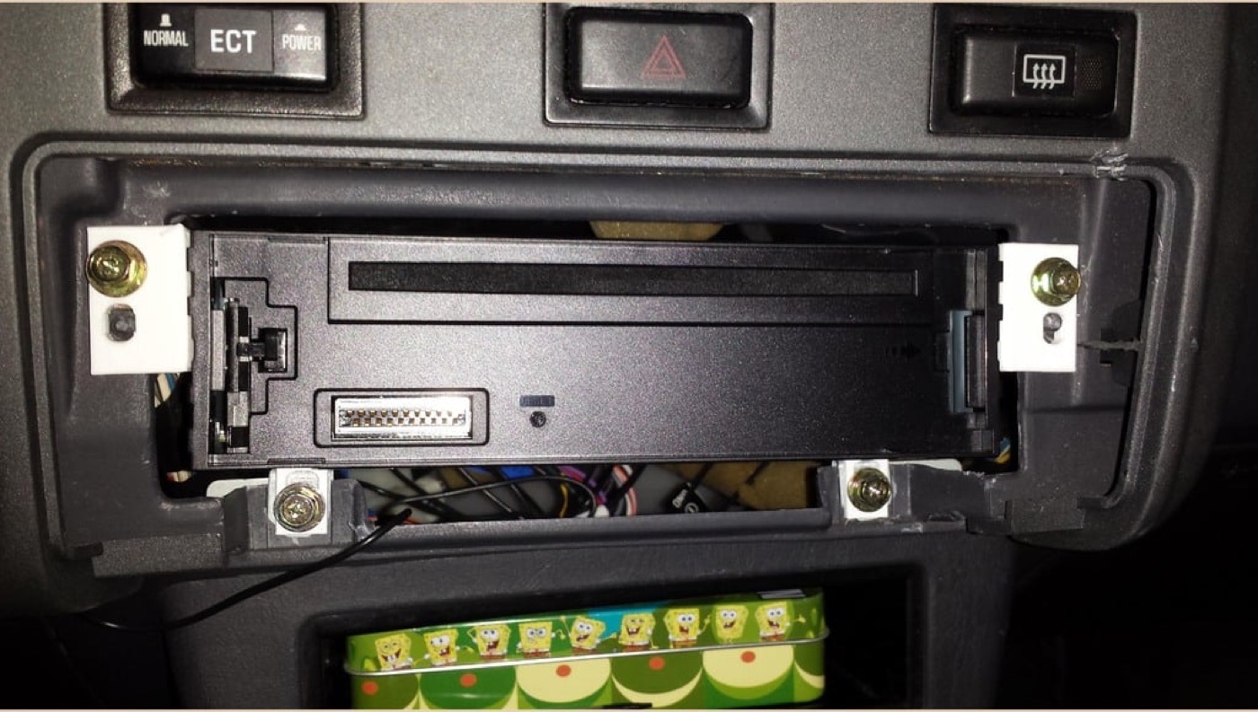 Stereo Braketi (Toyota RAV4 1999, Tek DIN)