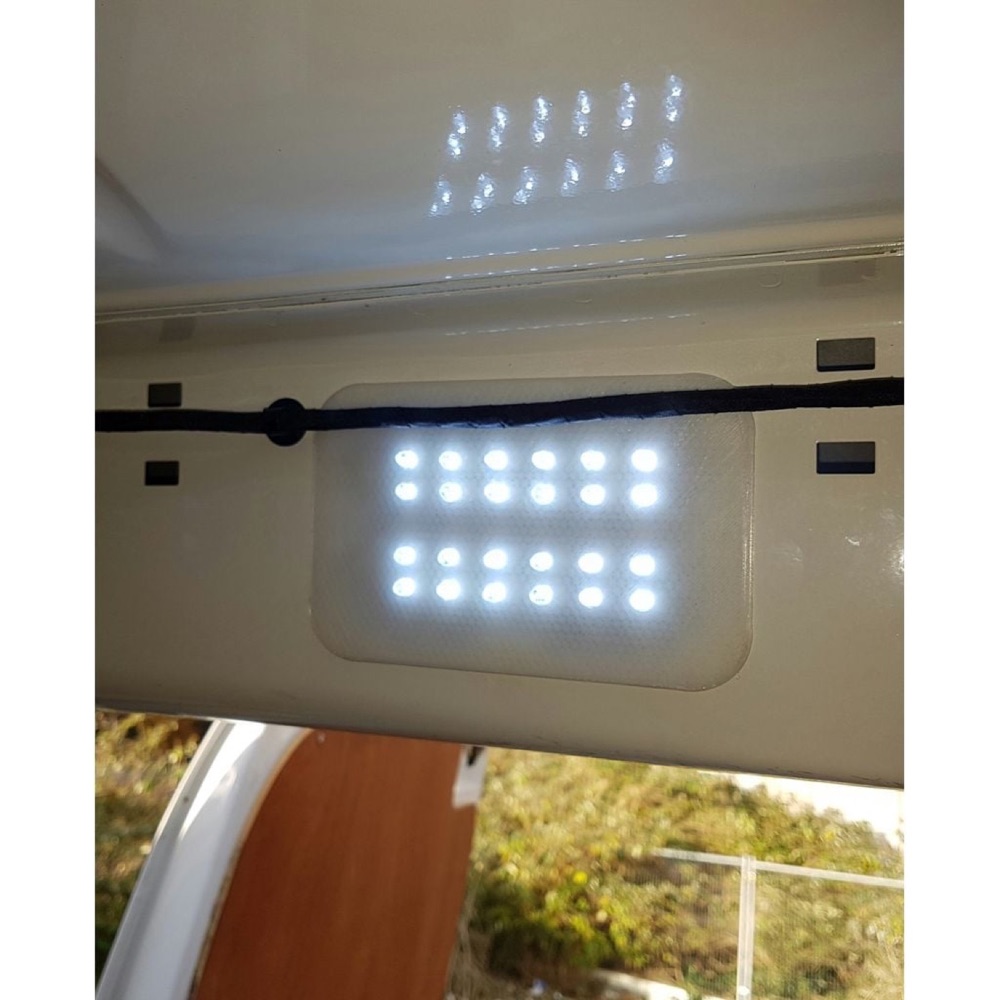 Arka Kapı Üst Işık Boşluğu Adaptörü (Mercedes Sprinter) görsel 2