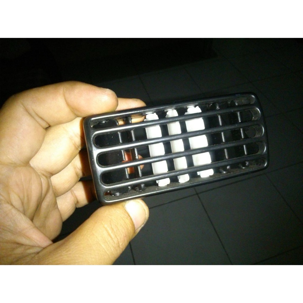 Toyota Starlet EP8 Havalandırma Çıtası görsel 3