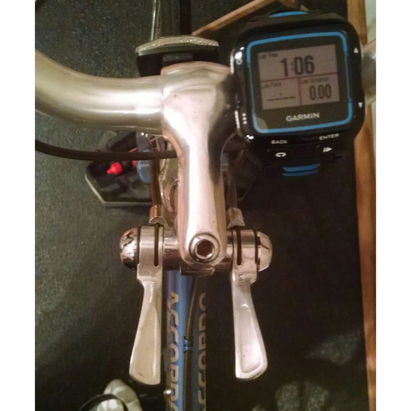 Bisiklet Garmin 920XT Gidon Tutucusu (7/8 inç) görsel 2