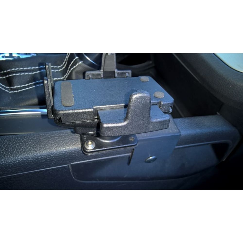 Volkswagen Scirocco Telefon Tutucu görsel 3