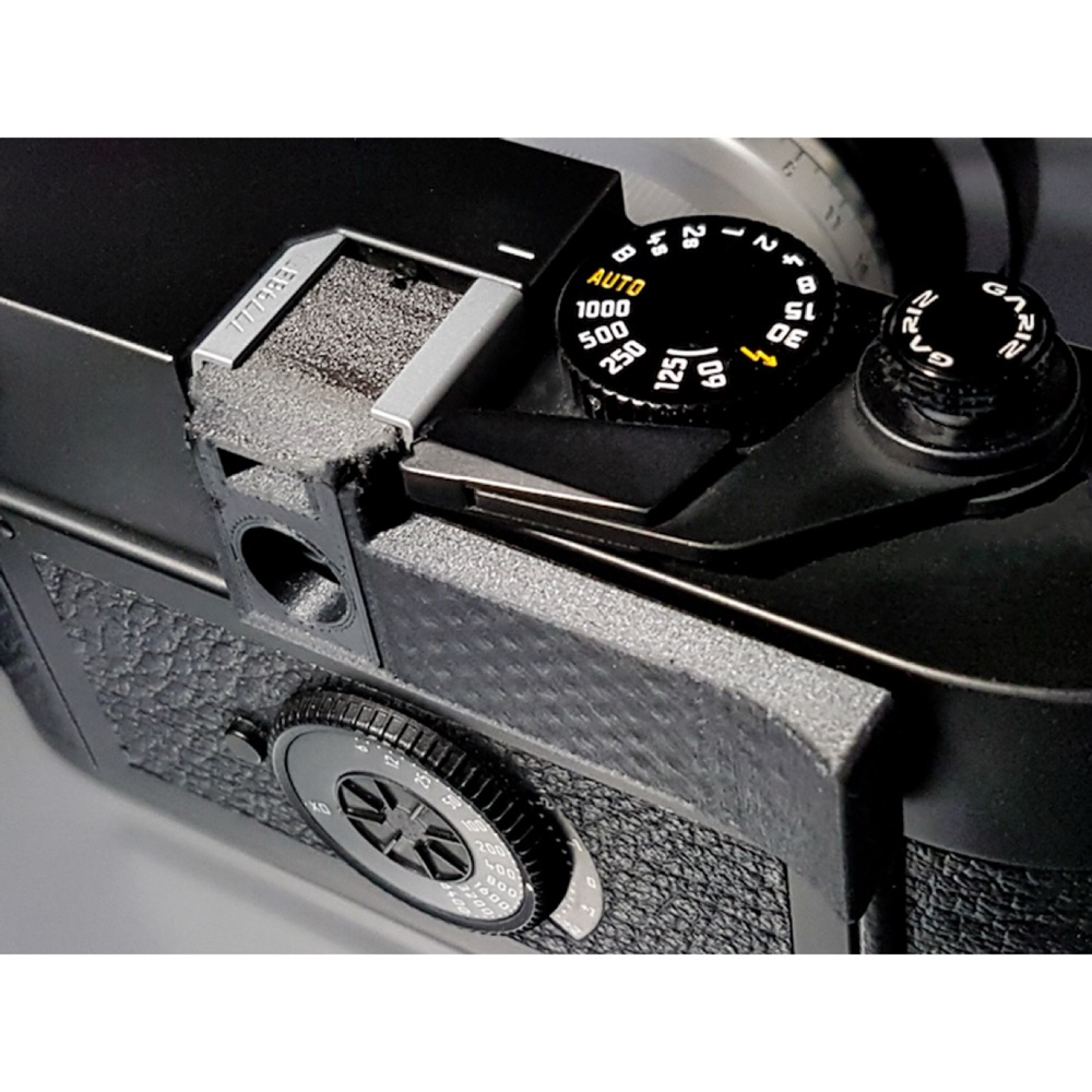 Leica M7 Başparmak Tutamağı (İki Parçalı)