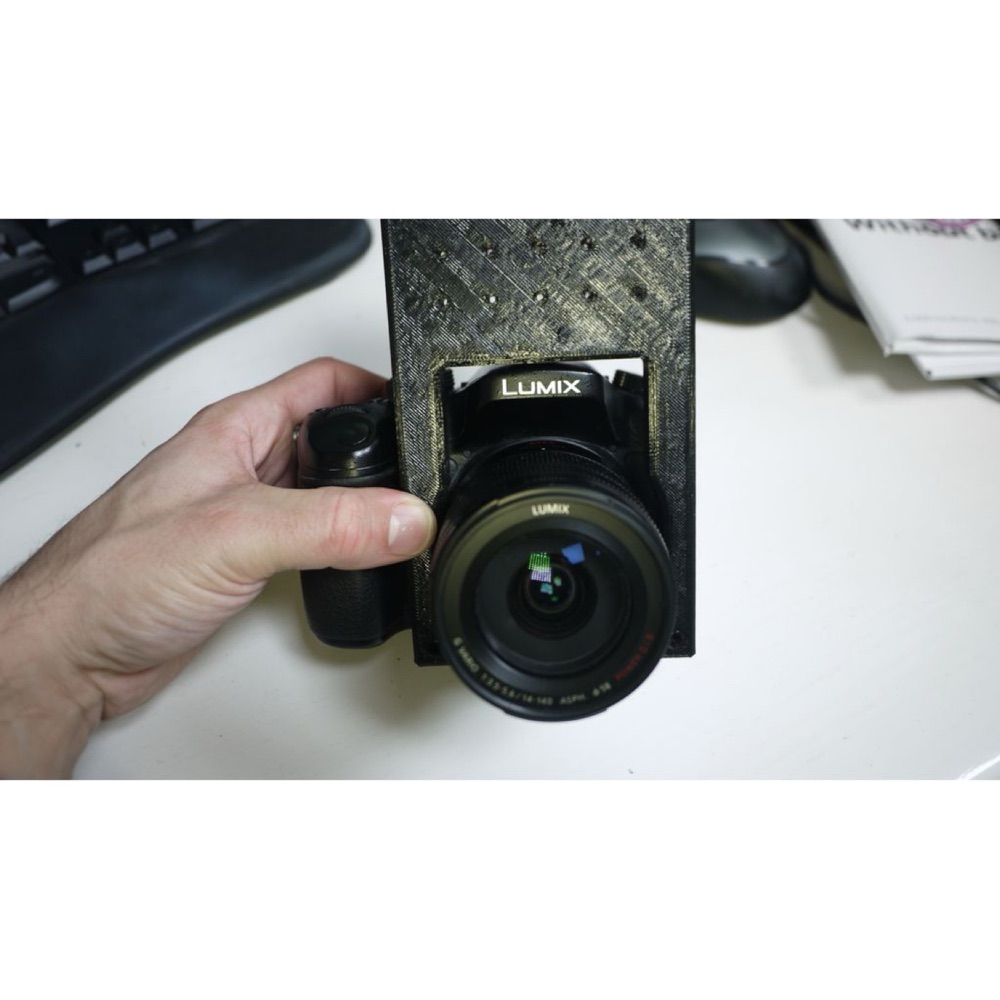 Panasonic Lumix GH4 Elleri Serbest Bırakan Tutucu görsel 2