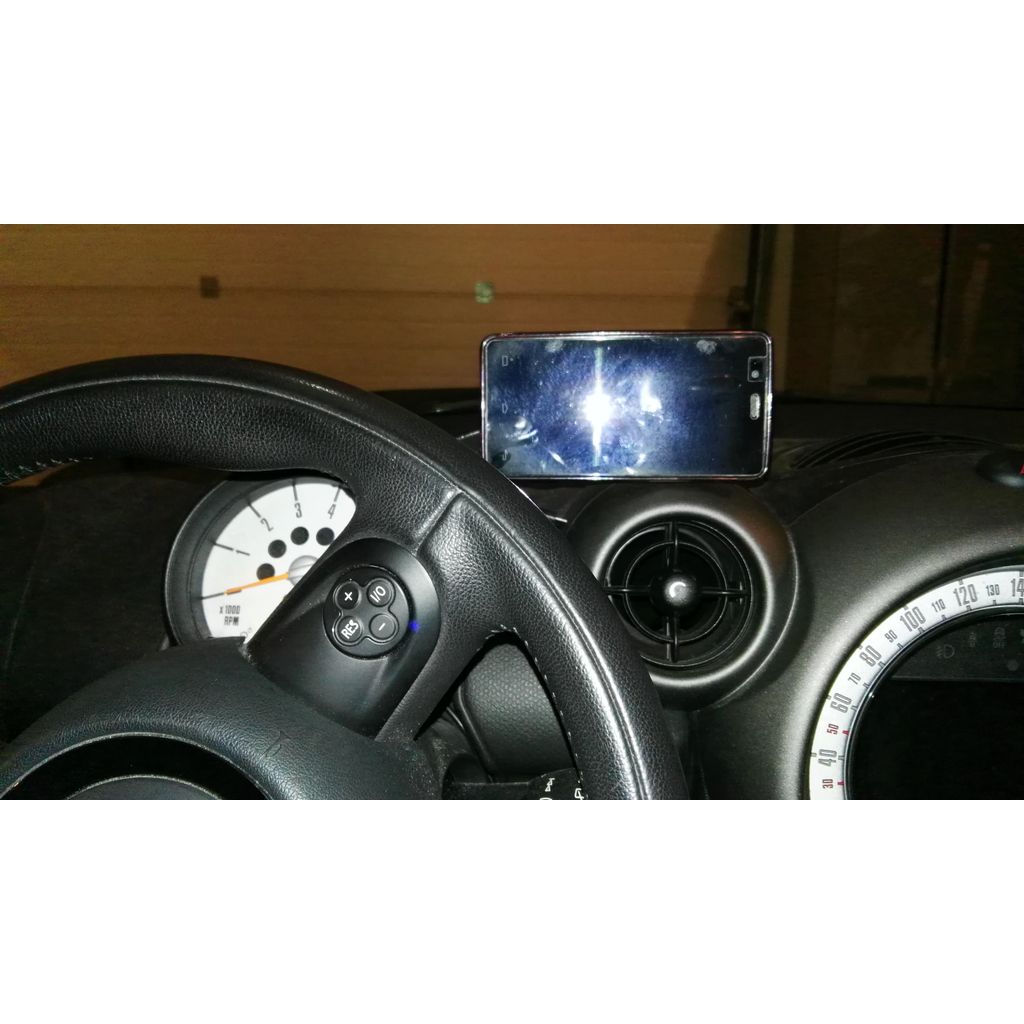 MINI Countryman Top Mafsalı Telefon Tutucu