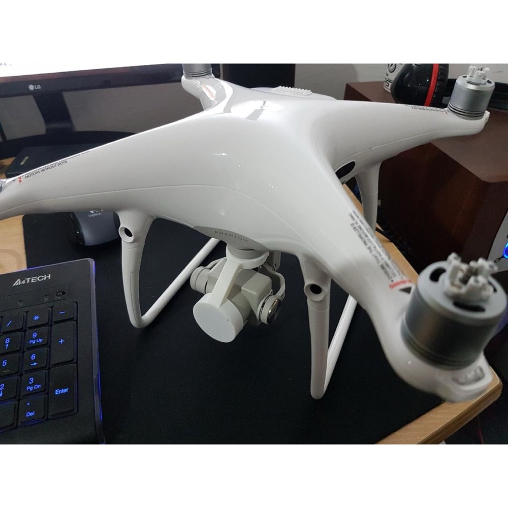 DJI Phantom 4 Pro Gimbal Tutucusu görsel 2