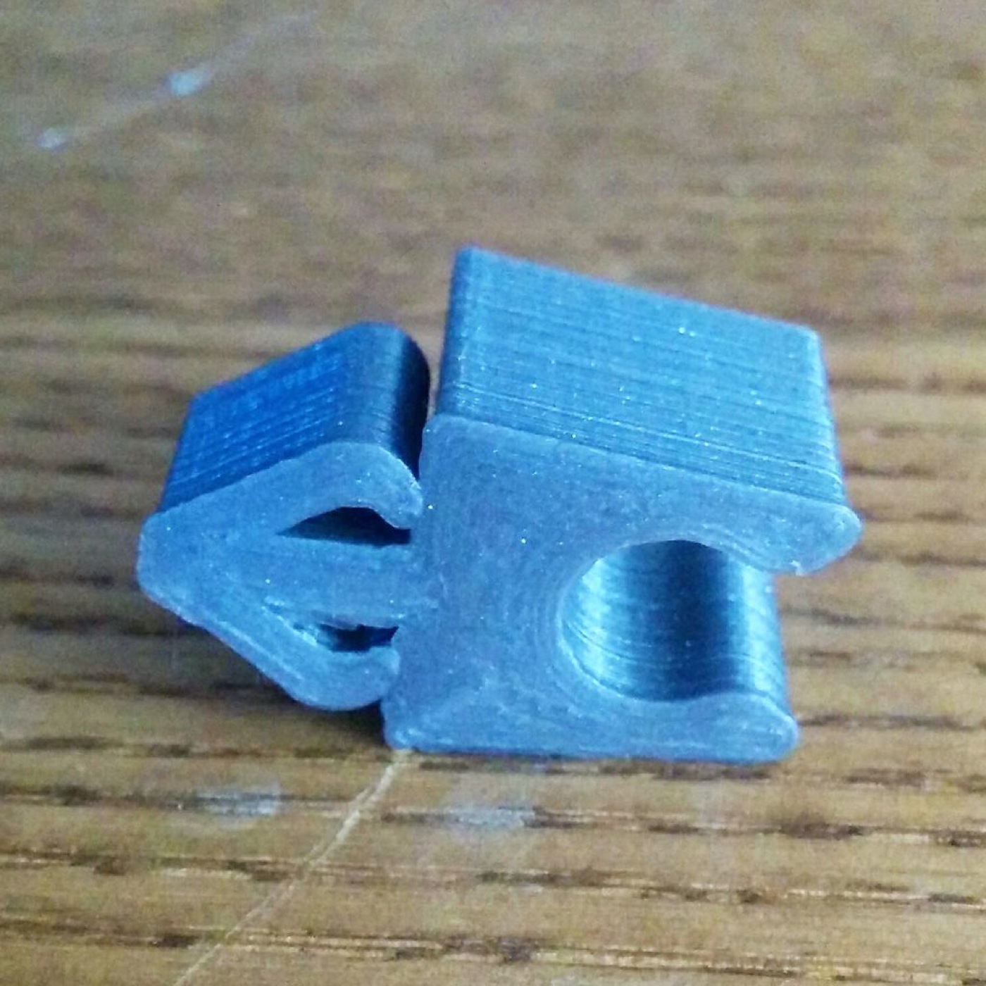 Toyota Kaput Destek Kolu Klipsi (Güçlendirilmiş) görsel 2