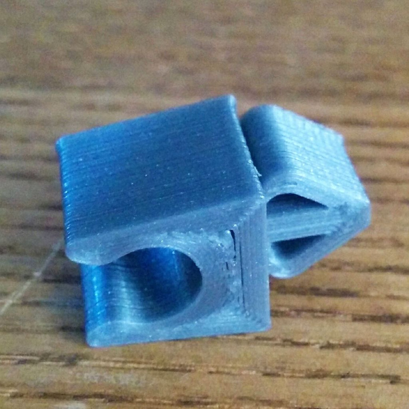 Toyota Kaput Destek Kolu Klipsi (Güçlendirilmiş) görsel 3
