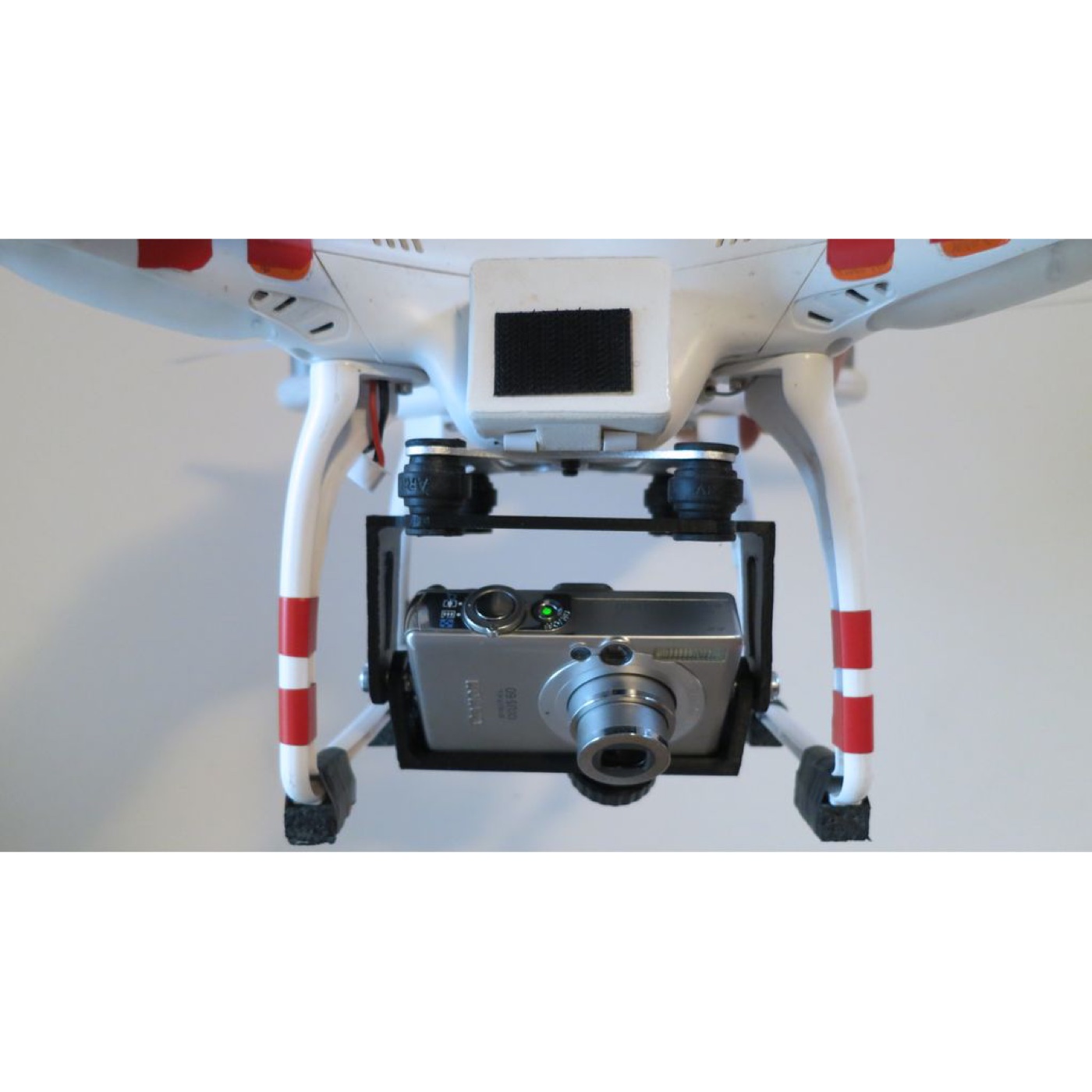 Canon IXUS 60 için DJI Phantom 1 Drone Kamera Montajı görsel 2