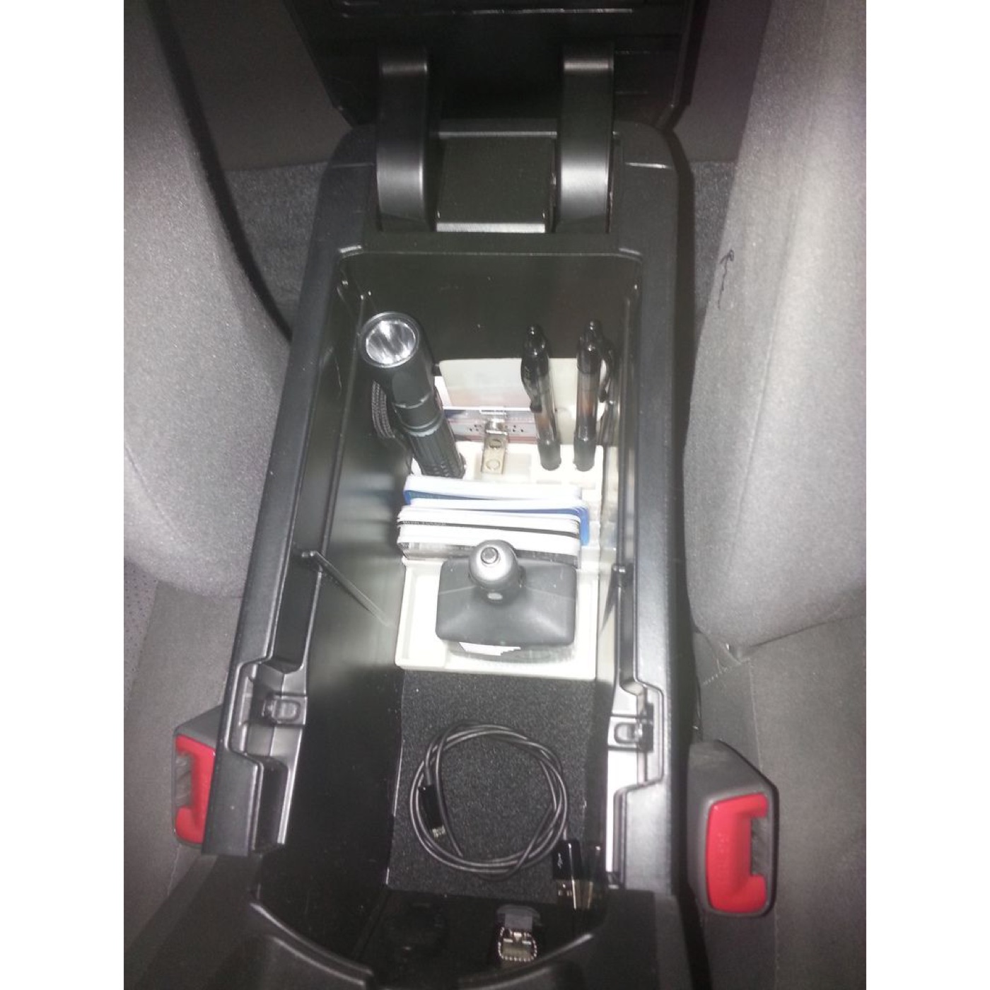 Toyota Prius Orta Konsol Düzenleyici görsel 2