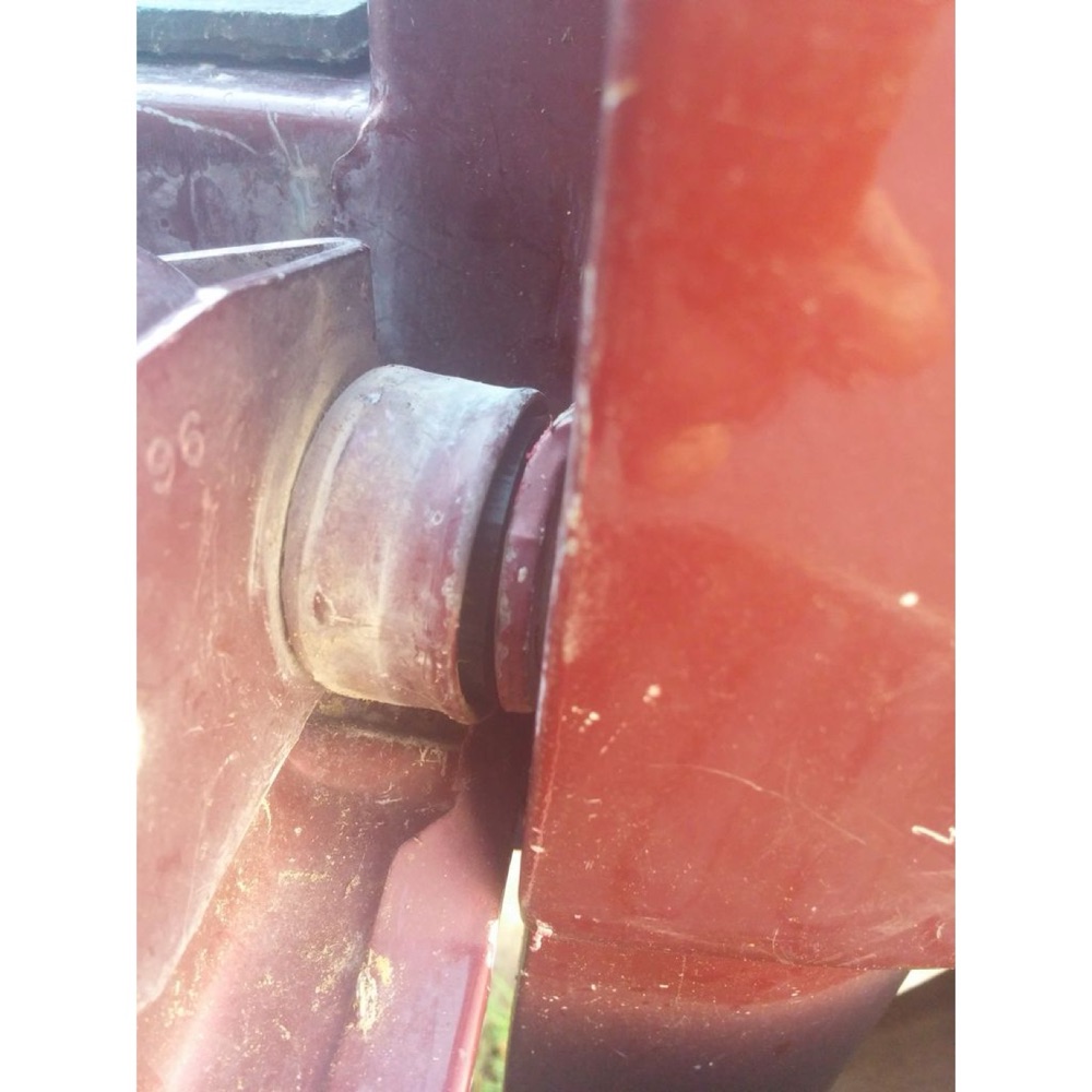 Ford Arka Kapak Menteşe Burcu (Sağ) görsel 5