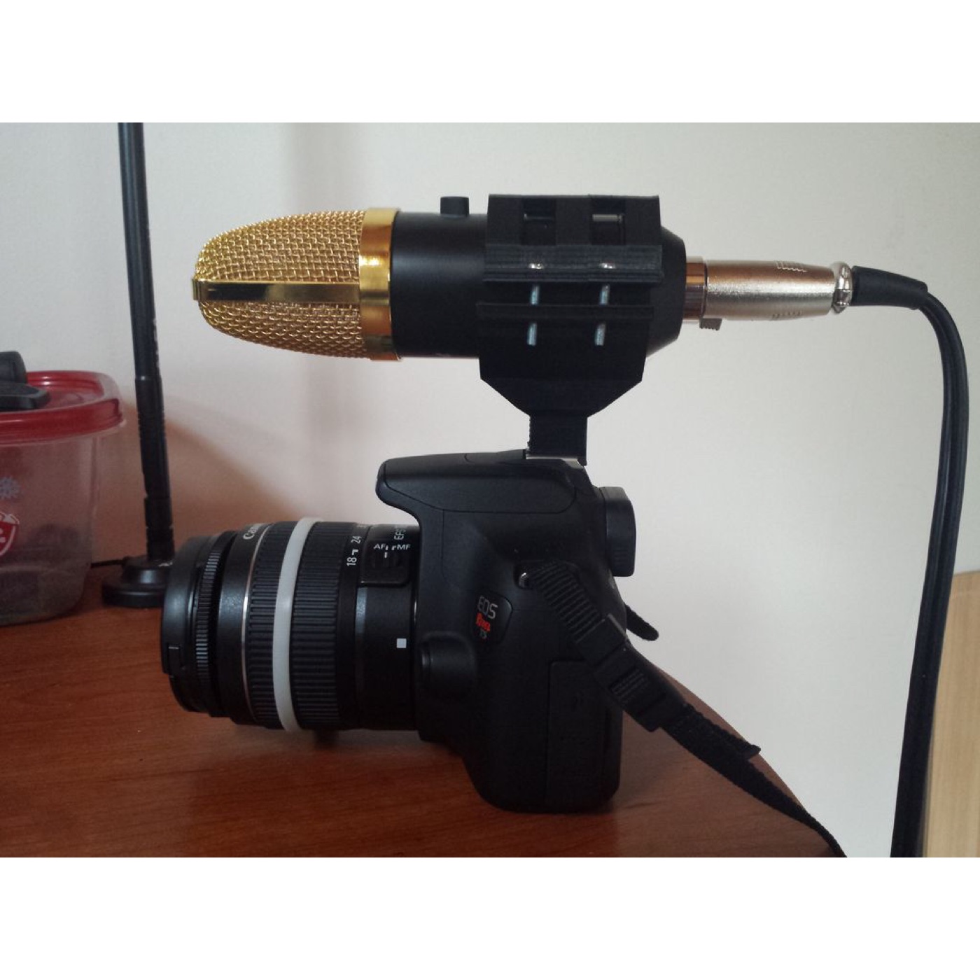 Canon DSLR Fotoğraf Makinesi için USB Mikrofon Tutucusu