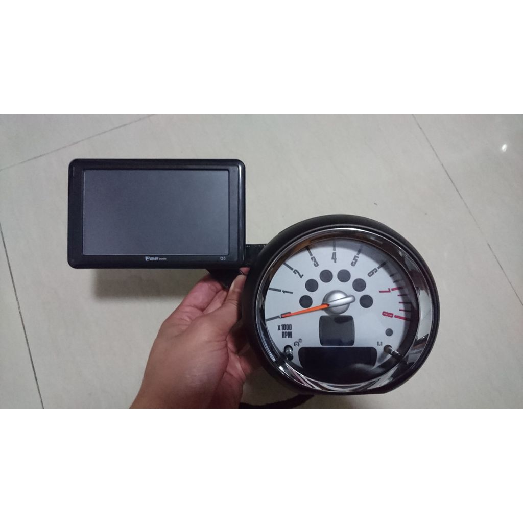 MINI Cooper R56 Takometre Telefon Tutucu görsel 3