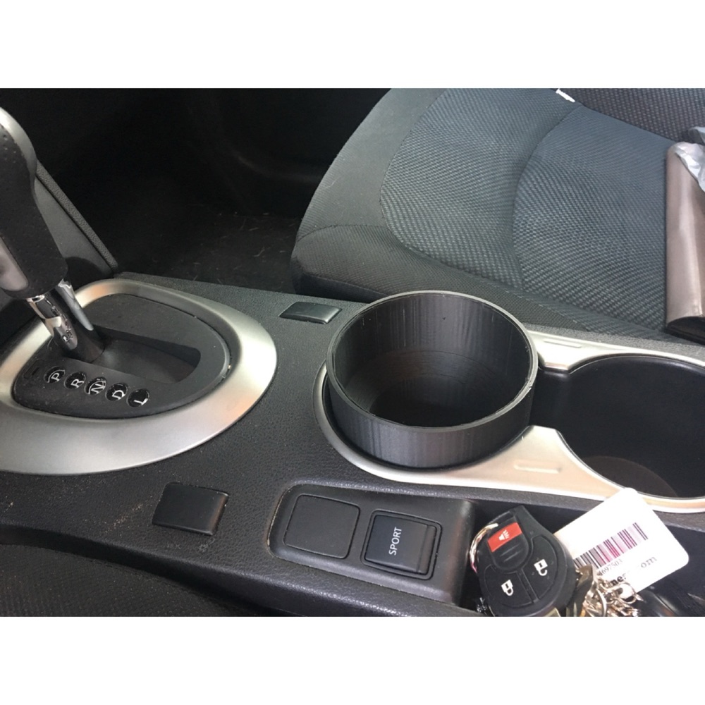 Nissan Rogue büyük şişe bardaklık adaptörü görsel 3