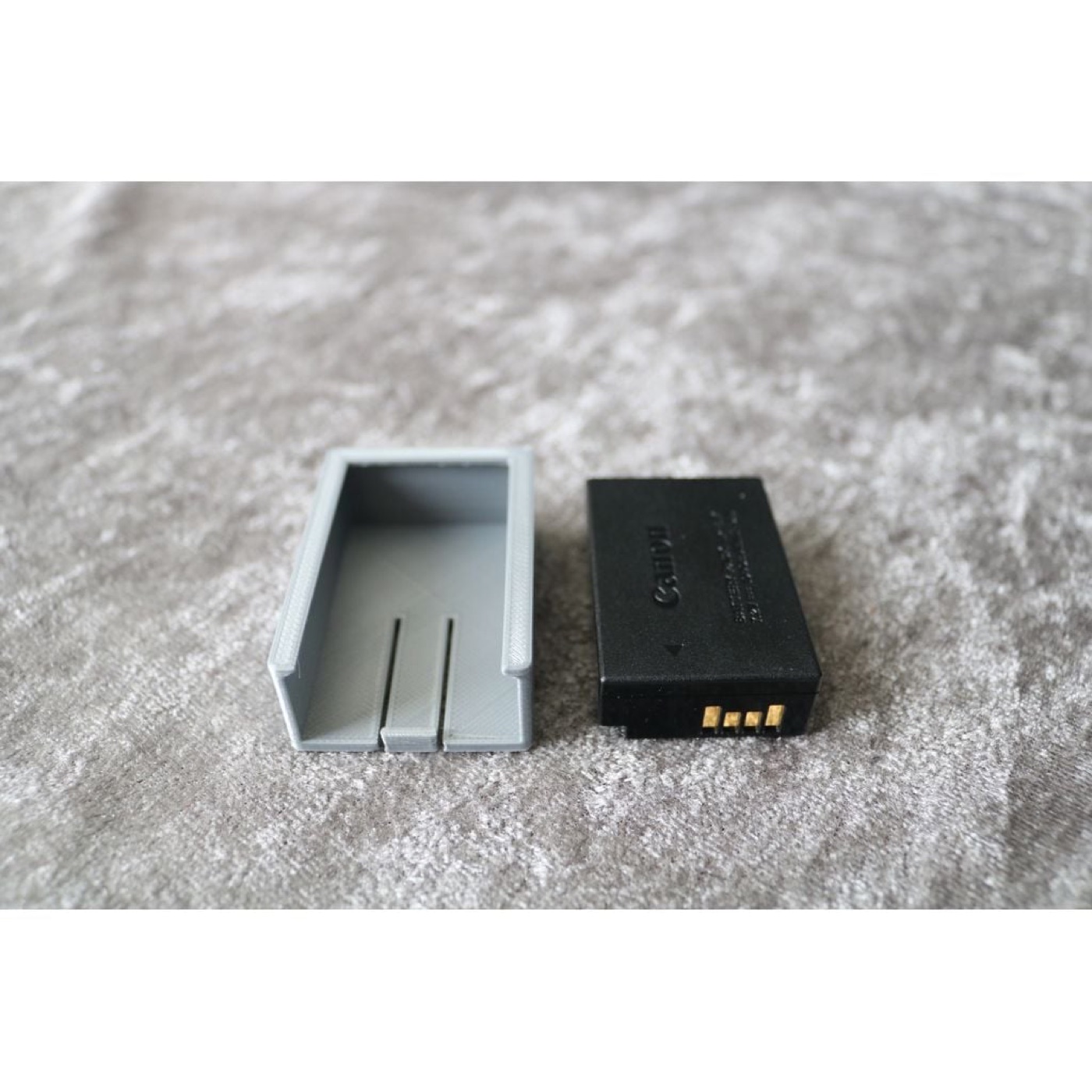 Canon LP-E17 Pil Kutusu