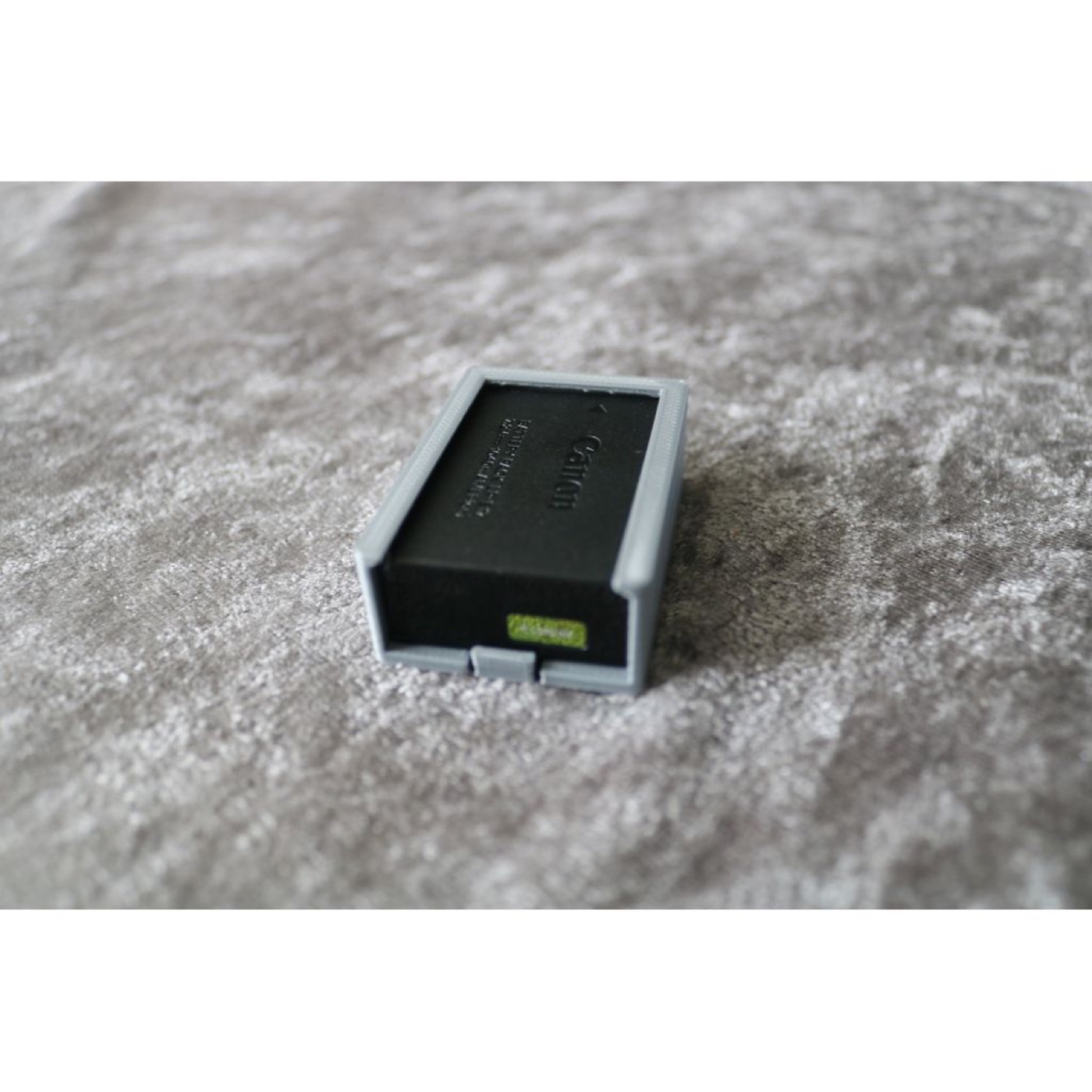 Canon LP-E17 Pil Kutusu görsel 3