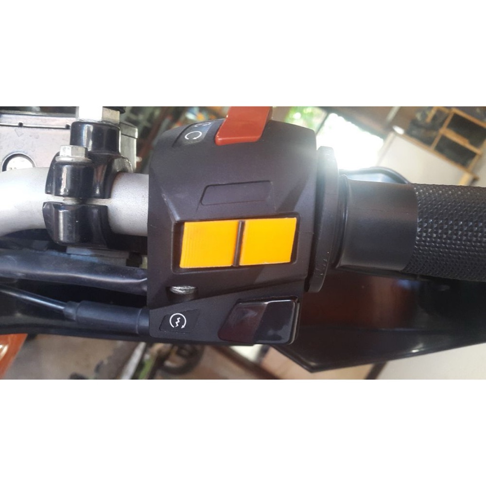 KTM Duke Ekstra Salıncak Düğmesi