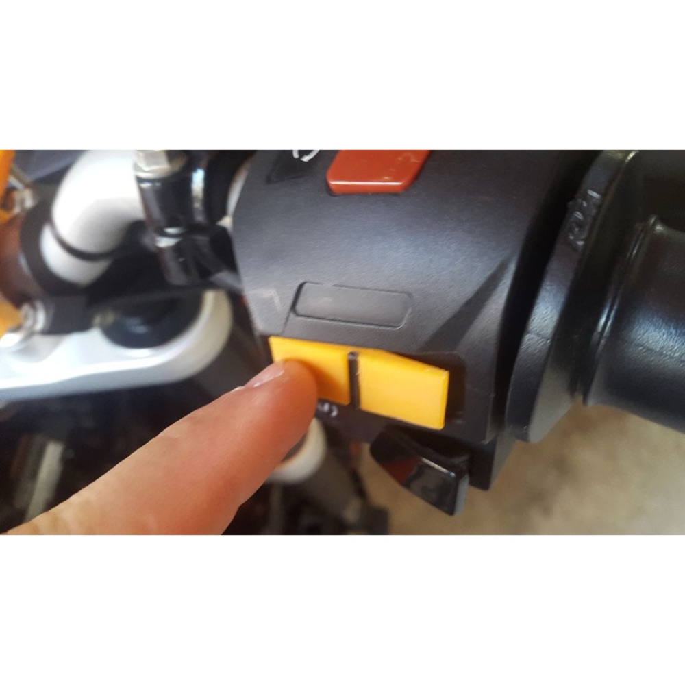KTM Duke Ekstra Salıncak Düğmesi görsel 2
