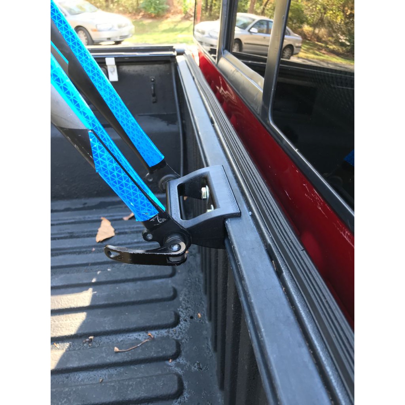 Toyota Tacoma Kasa Rayı Bisiklet Tutucusu