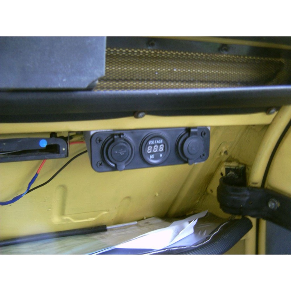 Citroën 2CV USB / Voltmetre Priz Yuvası